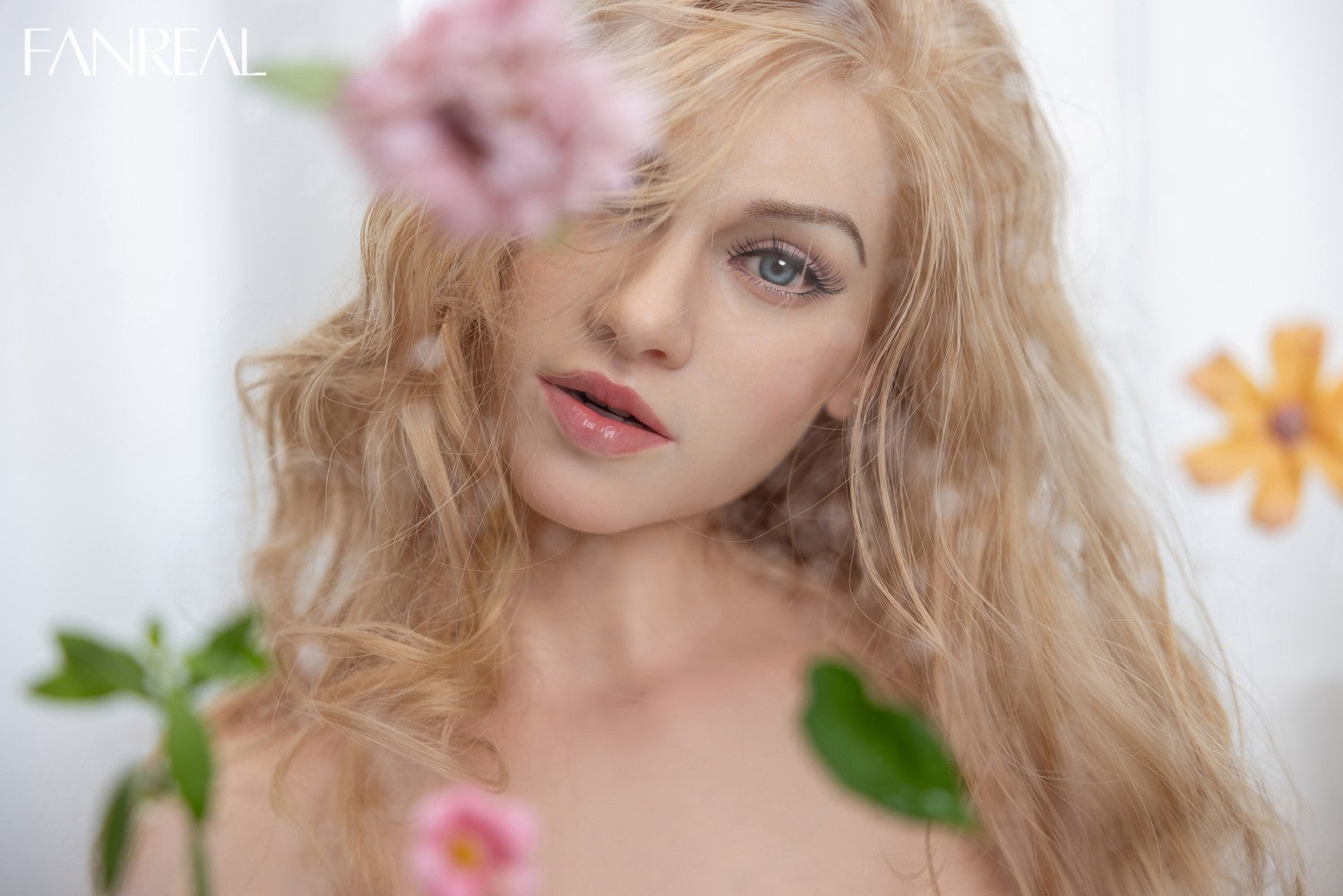 Doll Vanessa Sex Doll (FanReal Doll 168 cm silikon F-Cup)