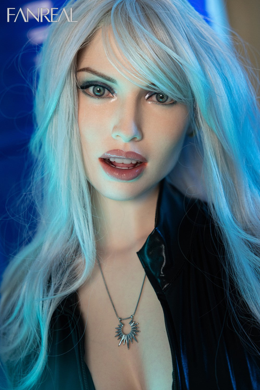 Kelly Sex Doll (FanReal Doll 168cm F pohár silikon)