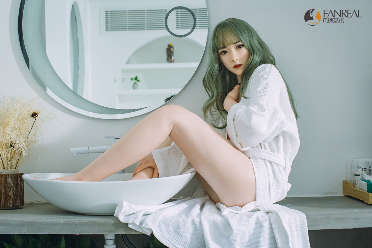 Qian Sex Doll (FanReal Doll 158 cm B hrnek silikon)