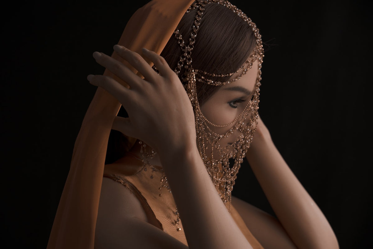 Sexuální panenka Aisha (Zelex 167cm E-Cup GE50-1 silikon)