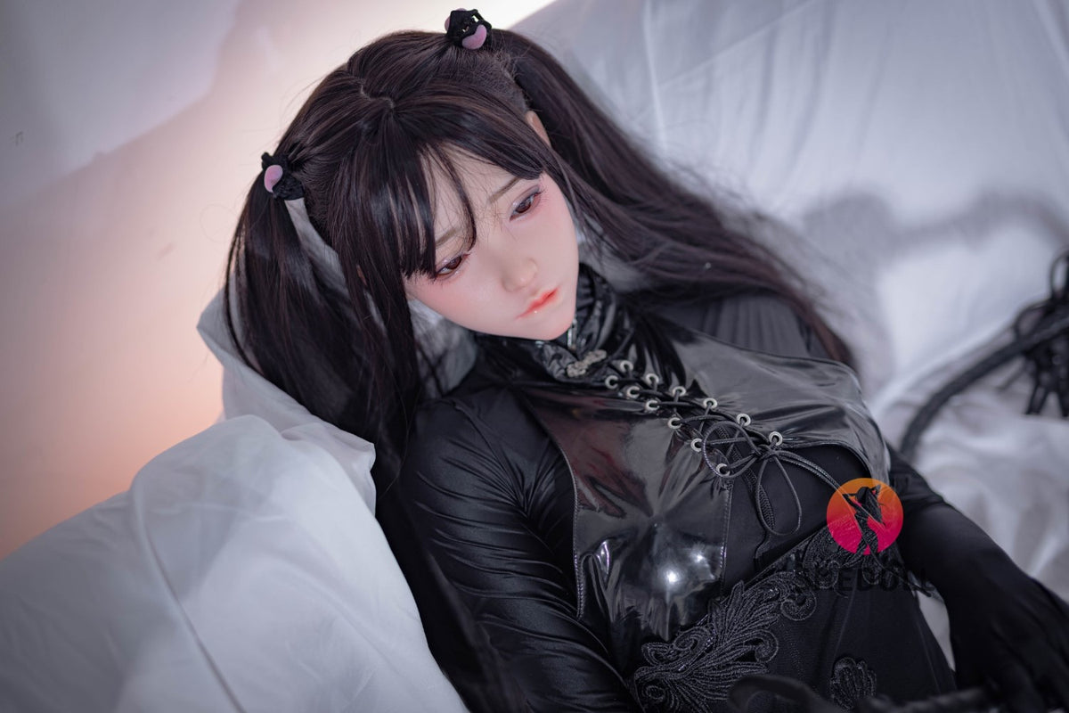 Sexuální panenka Chloe (SHEDOLL 158cm C-Cup #SH108 silikon)