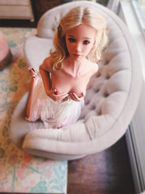 Tina Sex doll (My Loli Waifu 148cm b-cup #75 silicone)