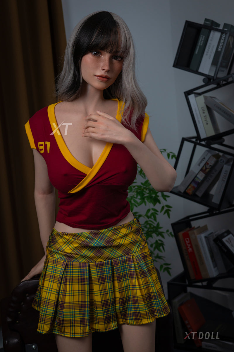 Julie Sex Doll (XT Doll 165cm e-cup #xt-6 silikon)