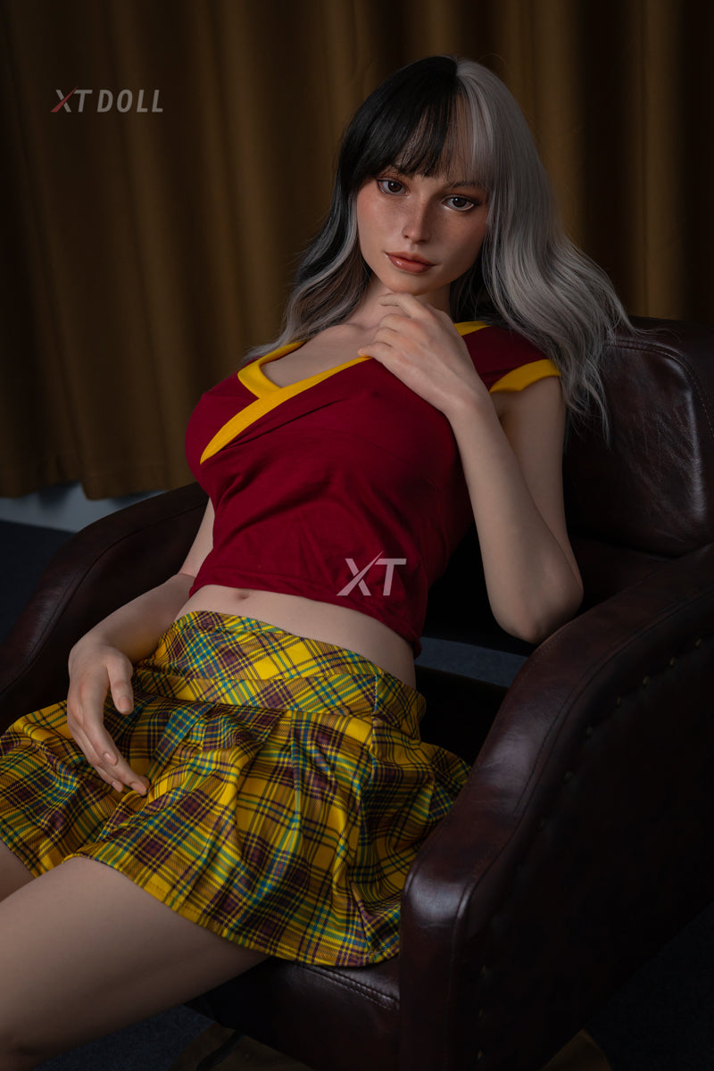 Julie Sex Doll (XT Doll 165cm e-cup #xt-6 silikon)
