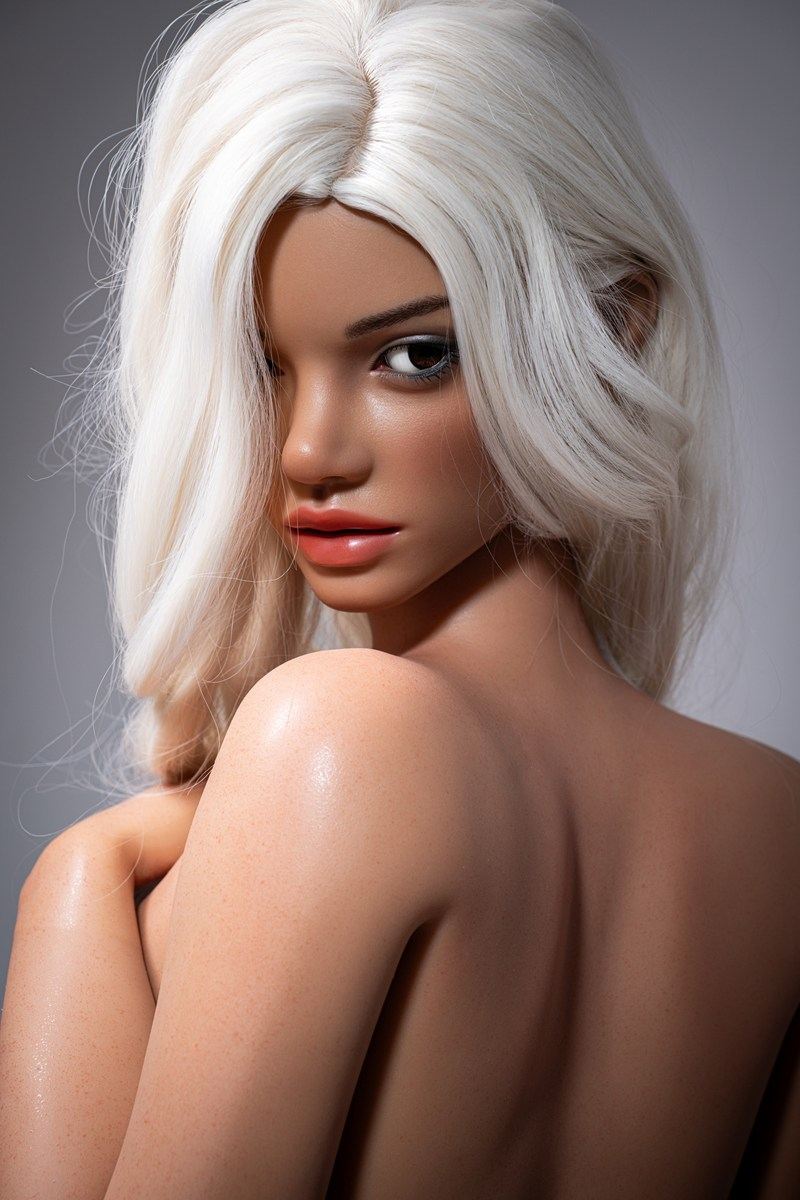 Rihanna Sex Doll (FUDoll 162 cm F-Cup silikon)