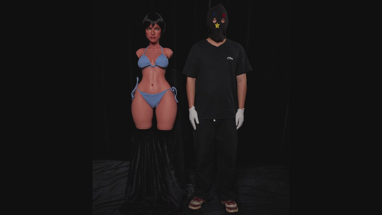 Sexuální panenka Livia Torso (Climax Doll ULW 100cm E-pohár silikonový)