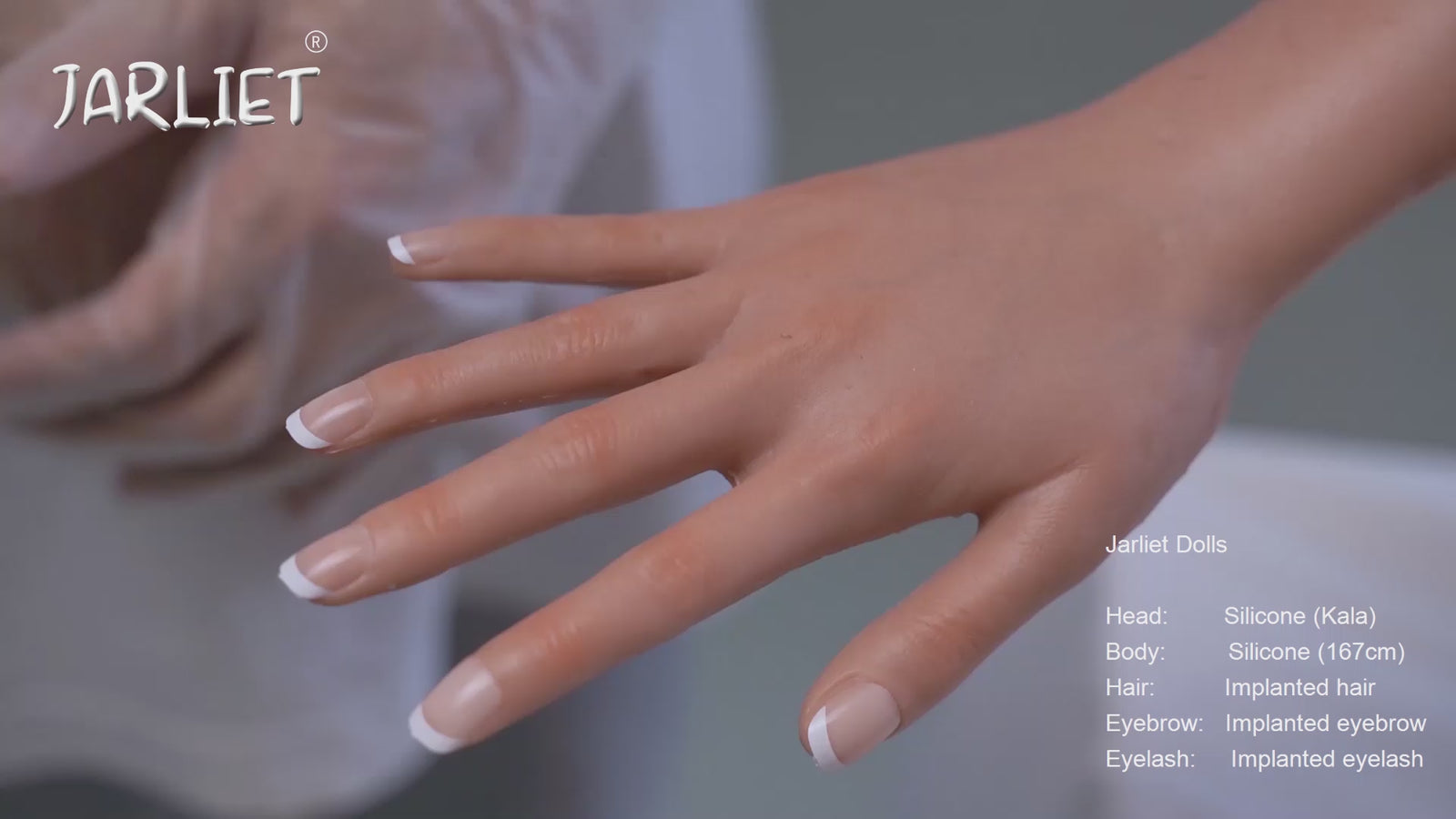 Plešatá sexuální panenka (Jarliet 167 cm B-Cup silikon)