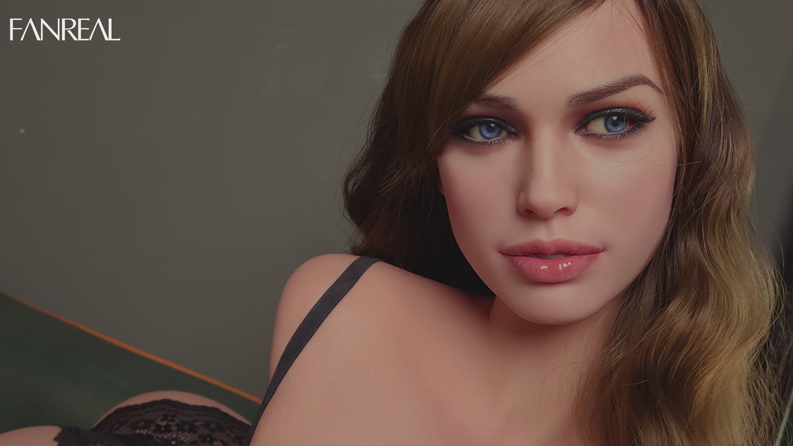 Della Torso Sex Doll (FanReal Doll Pohár 111 cm F RST silikon)