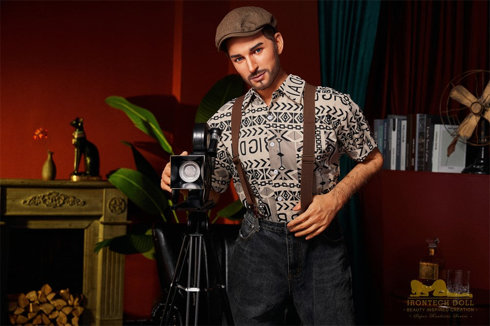 Mužská sexuální panenka Antonio (Irontech Doll 170 cm M3 silikon)