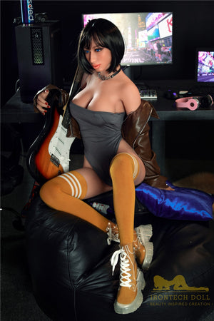 Sexuální panenka Zara (Irontech Doll 167cm F-Cup #103 TPE)