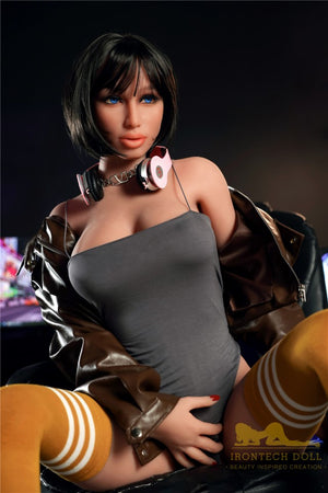 Sexuální panenka Zara (Irontech Doll 167cm F-Cup #103 TPE)