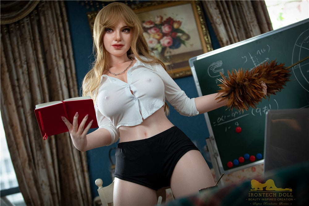 Peggy Sex Doll (Irontech Doll 165 cm F-Cup S27 Silikon)